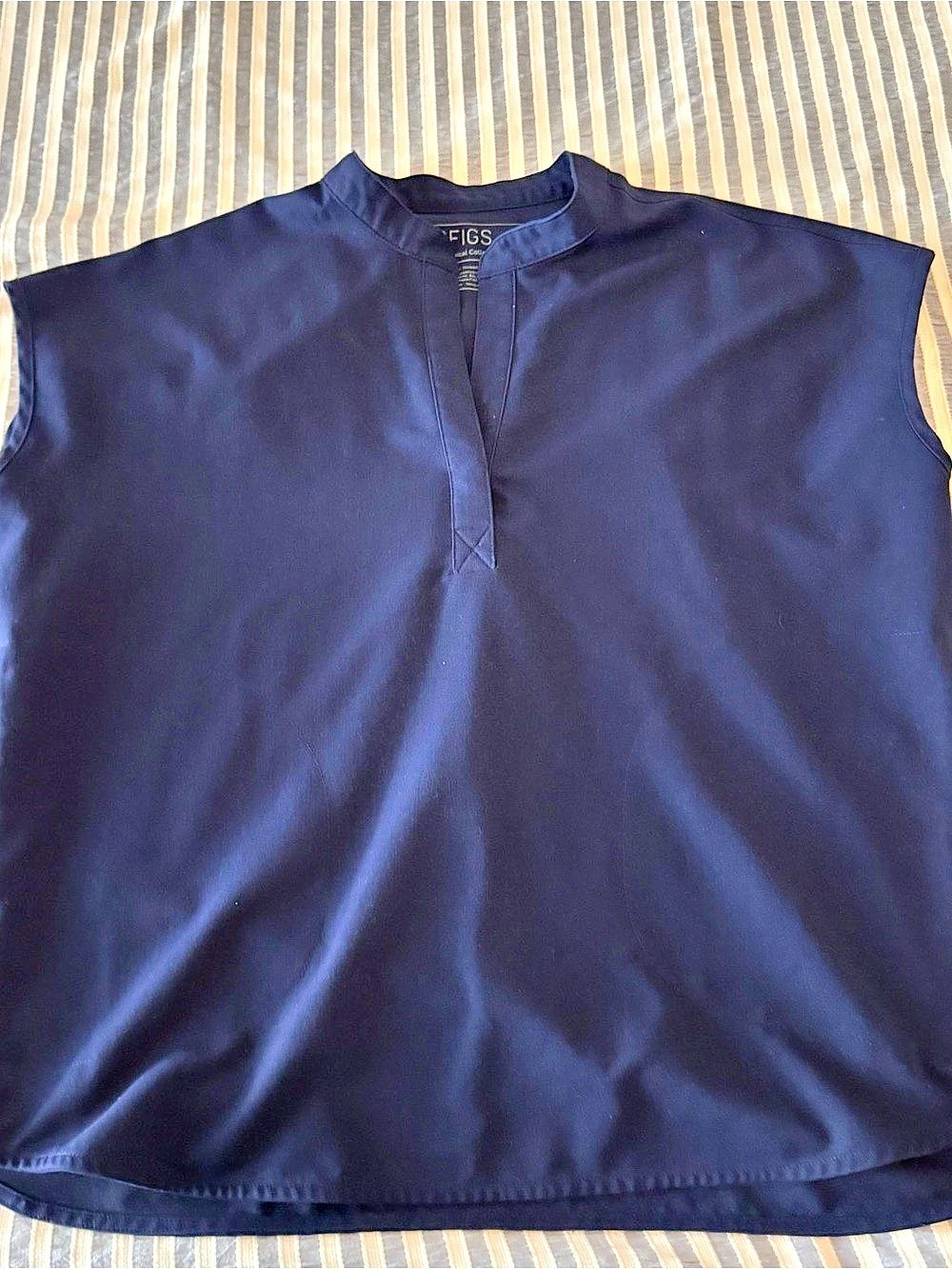 FIGS Scrub Top